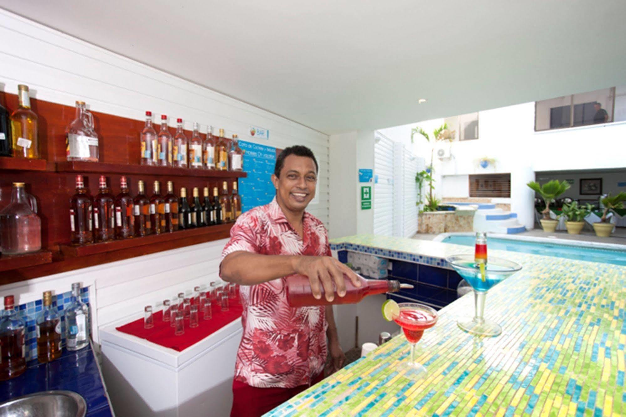 On Vacation Coral Flower San Andres  Bagian luar foto